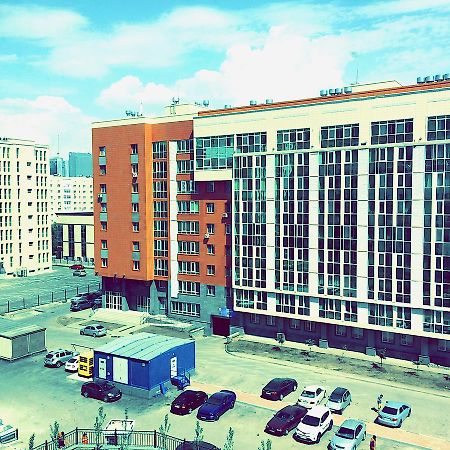 Vesna Apartments In The Center Астана Екстер'єр фото
