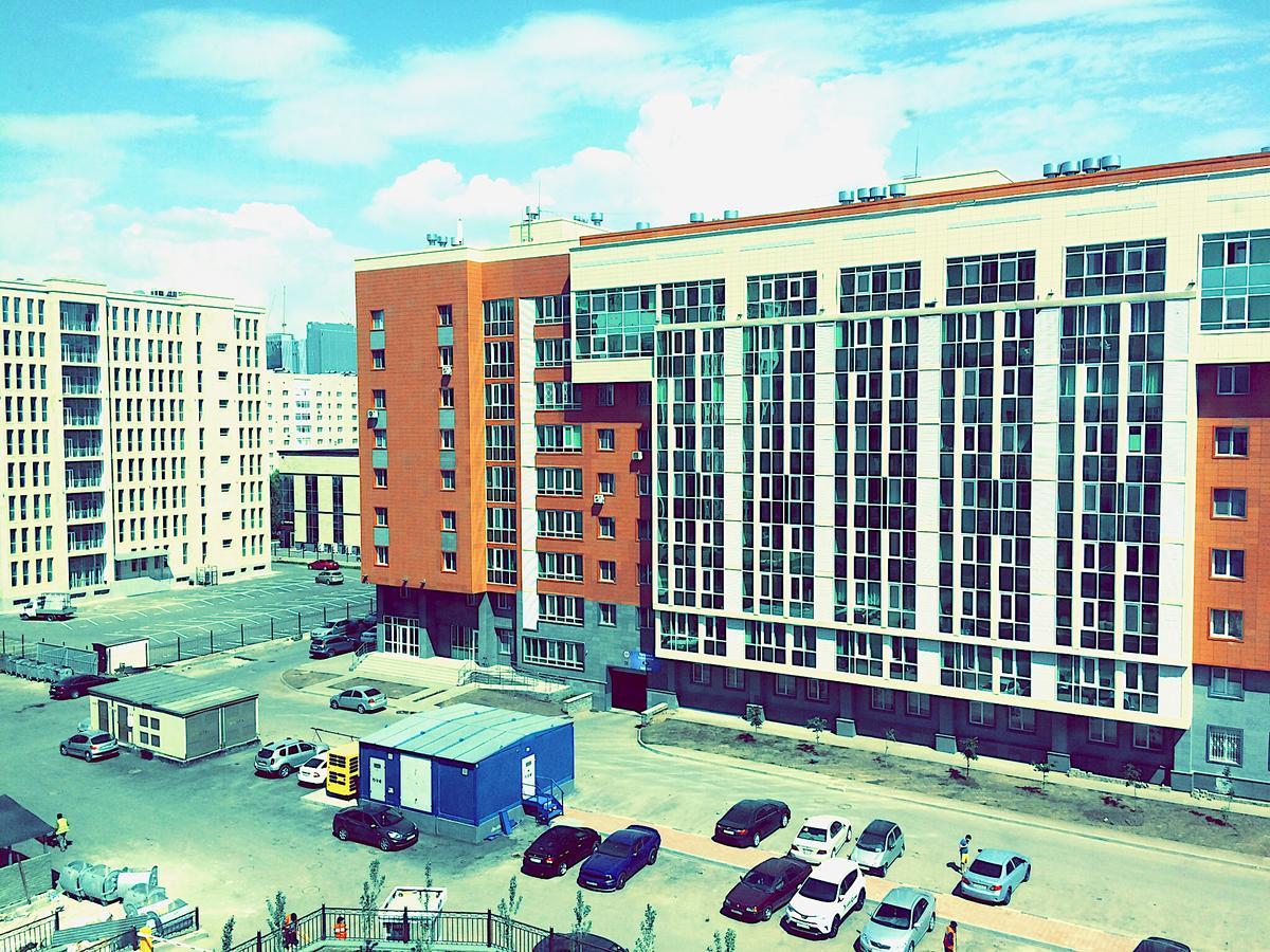 Vesna Apartments In The Center Астана Екстер'єр фото